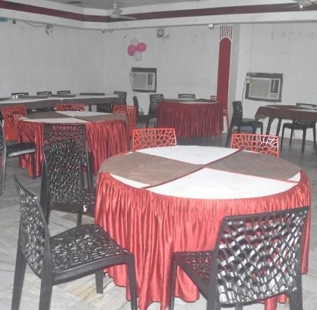Hotel Amit Inn Patna (Bihar) Bagian luar foto